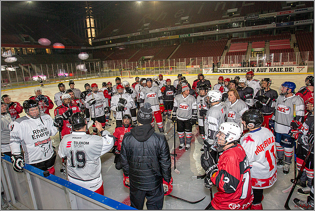 DEL; Koelner Haie - Duesseldorfer e.G. Winter Game, 10.01.2019